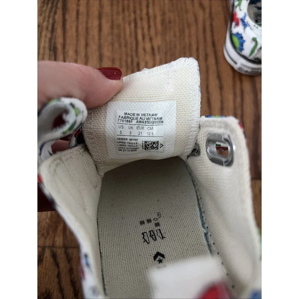 Converse Chuck Taylor All Star Dinoverse Sneakers Size 5 Toddler